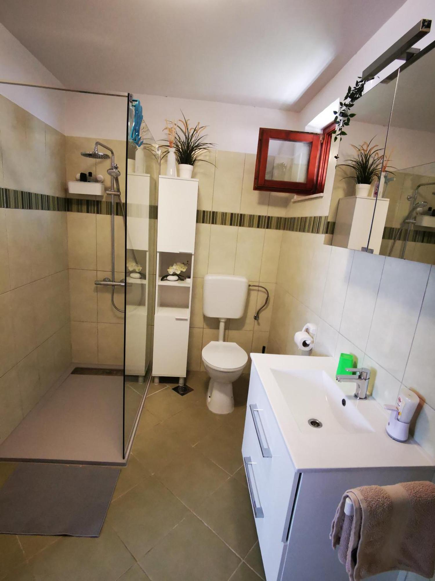 Holiday Home Cvitka Vis Bagian luar foto